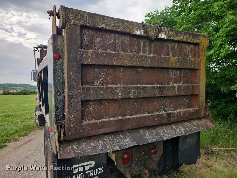 image for item EO7354 1978 Ford 9000 dump truck
