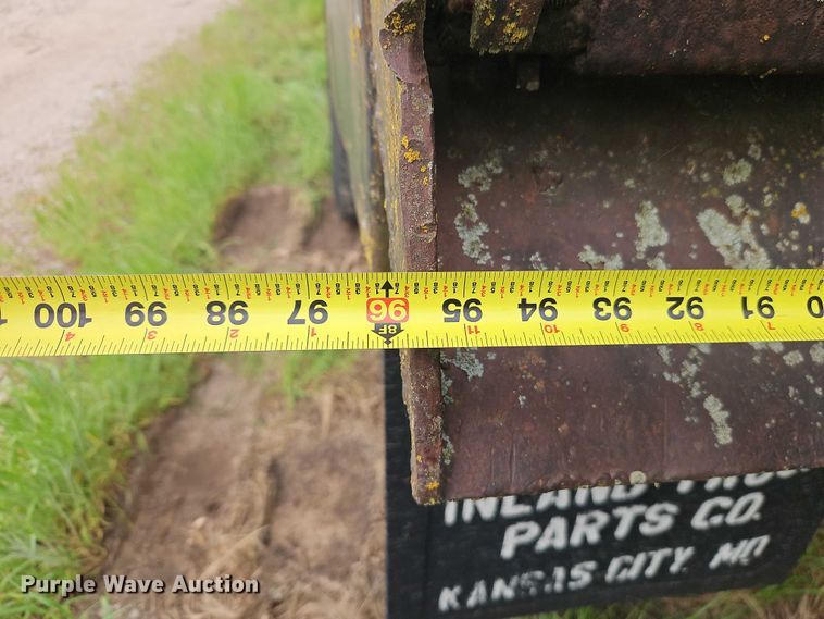 image for item EO7354 1978 Ford 9000 dump truck