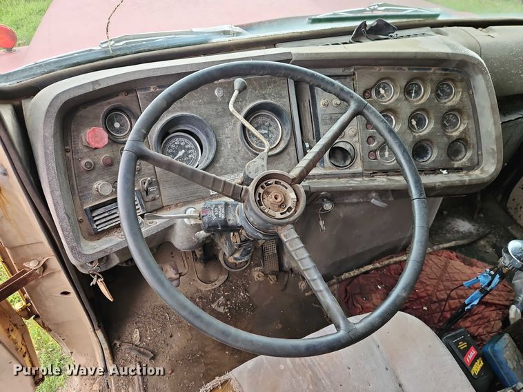 image for item EO7354 1978 Ford 9000 dump truck
