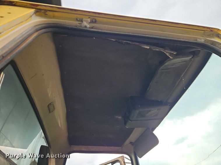 image for item EO7354 1978 Ford 9000 dump truck