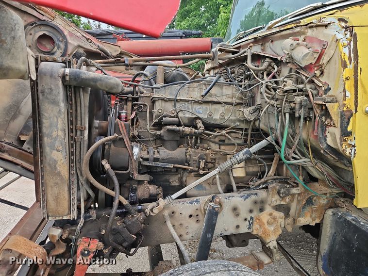 image for item EO7354 1978 Ford 9000 dump truck