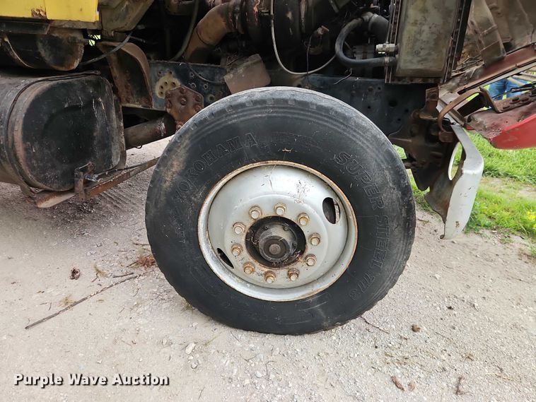 image for item EO7354 1978 Ford 9000 dump truck