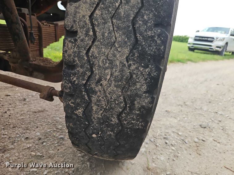 image for item EO7354 1978 Ford 9000 dump truck