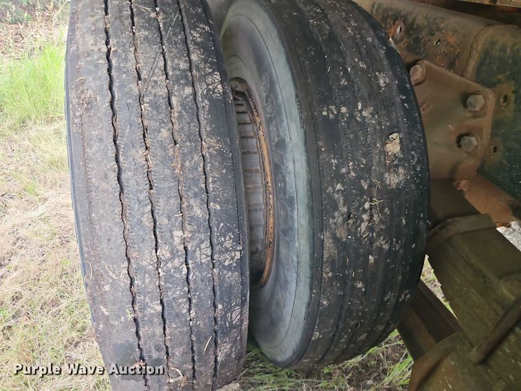 image for item EO7354 1978 Ford 9000 dump truck
