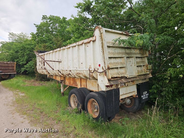 image for item EO7355 1979 Fruehauf ND1-F2-22'71/2DB5-24 end dump trailer