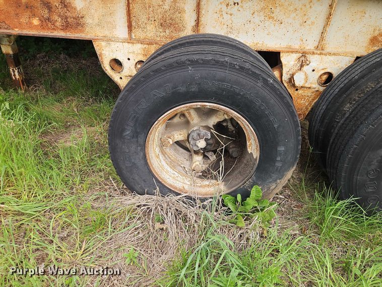 image for item EO7355 1979 Fruehauf ND1-F2-22'71/2DB5-24 end dump trailer