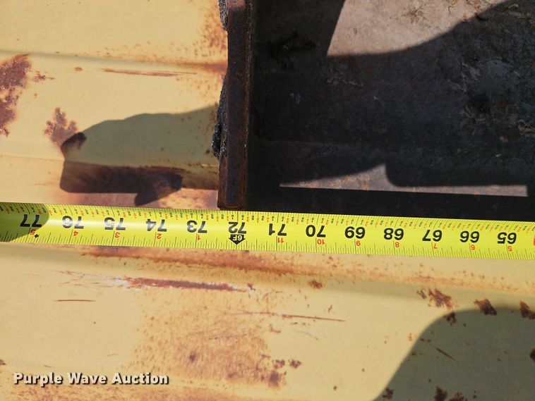 image for item EO7356 Skid steer attachments