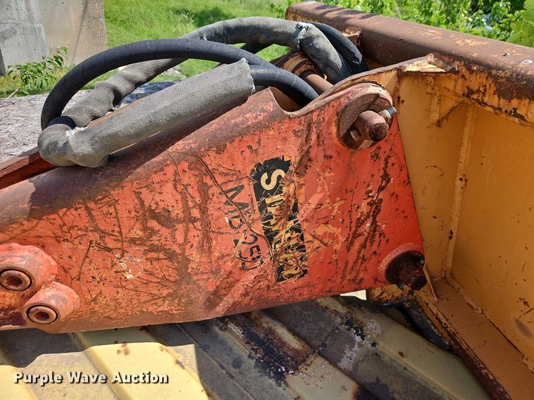 image for item EO7356 Skid steer attachments