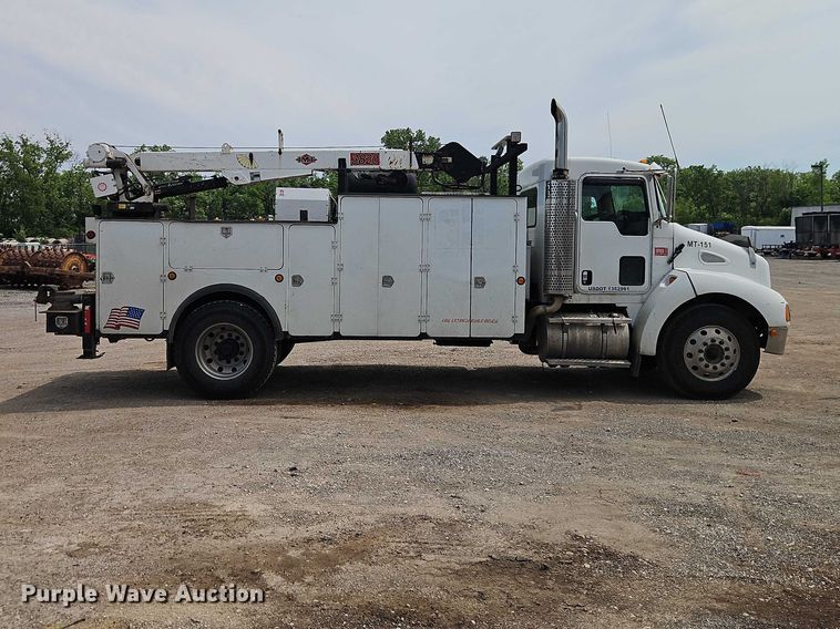 image for item EO7362 2007 Kenworth T300 utility / service truck