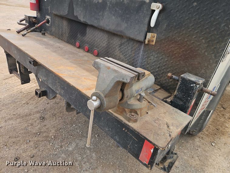 image for item EO7362 2007 Kenworth T300 utility / service truck