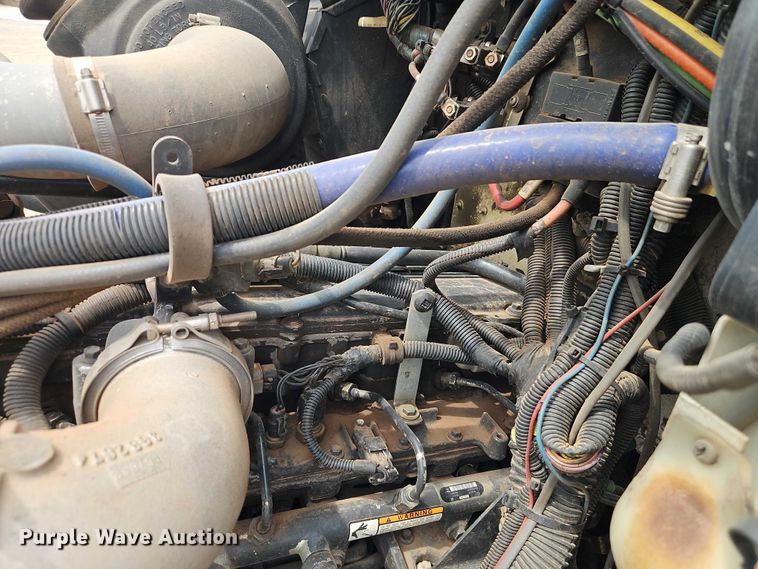 image for item EO7362 2007 Kenworth T300 utility / service truck