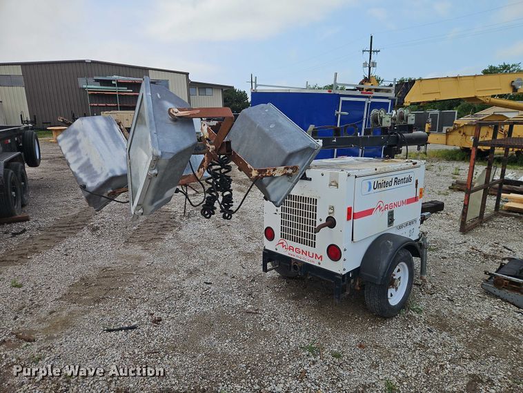 image for item EO7367 Magnum light plant