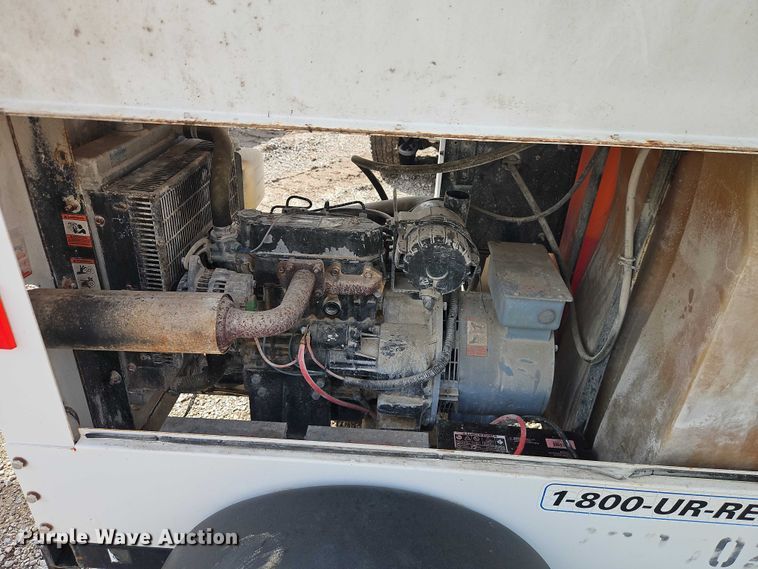 image for item EO7367 Magnum light plant