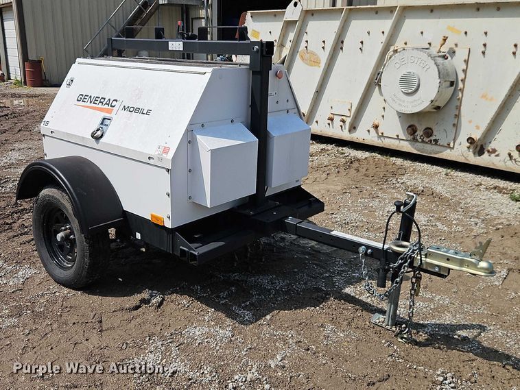 image for item EO7370 2021 Generac MLG15 light plant