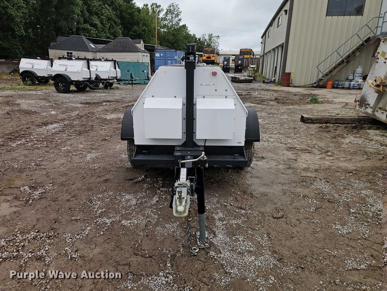 image for item EO7370 2021 Generac MLG15 light plant