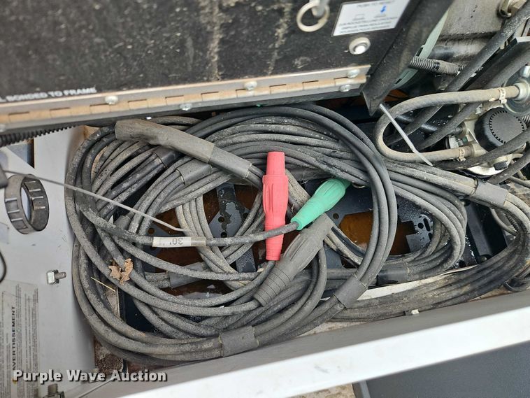 image for item EO7370 2021 Generac MLG15 light plant
