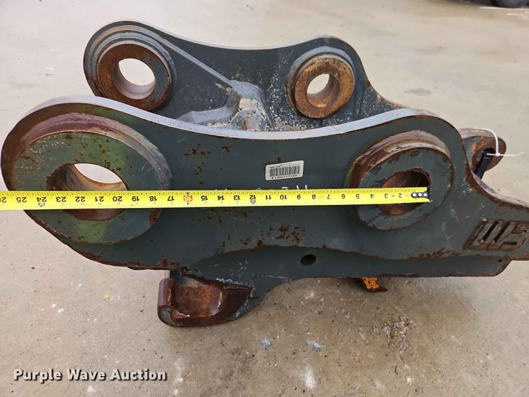 image for item EO7375 Werk Brau CAT 336F Hydraulic Quick Coupler