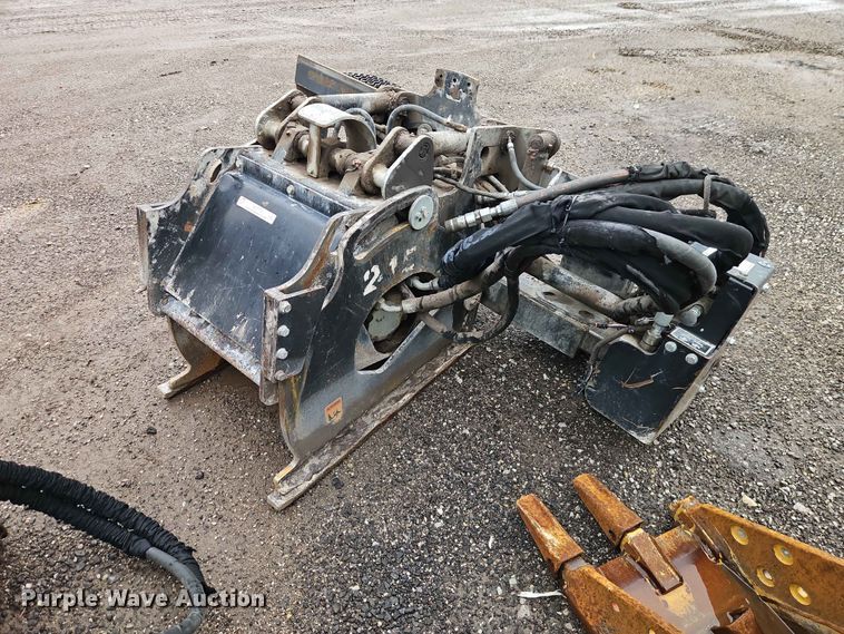 image for item EO7378 Skid steer cold planer