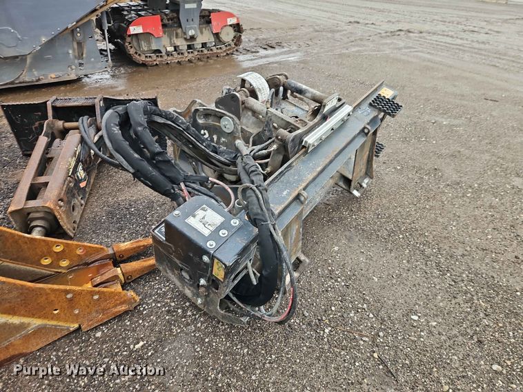 image for item EO7378 Skid steer cold planer