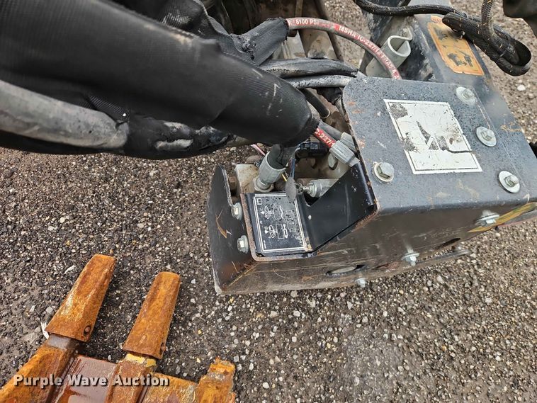 image for item EO7378 Skid steer cold planer