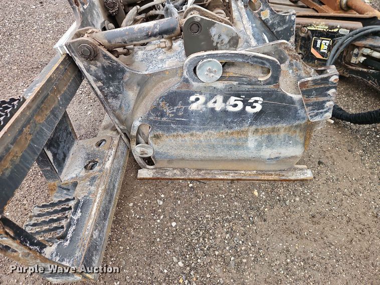 image for item EO7378 Skid steer cold planer