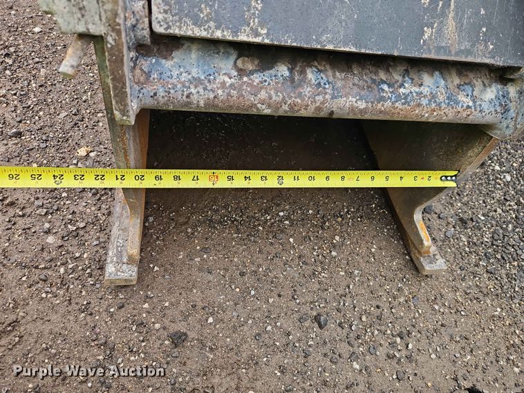 image for item EO7378 Skid steer cold planer