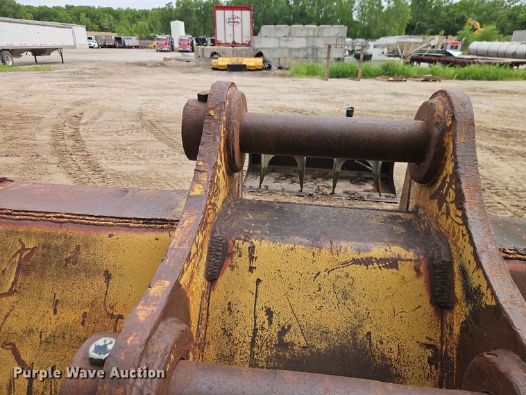 image for item EO7392 STD bucket