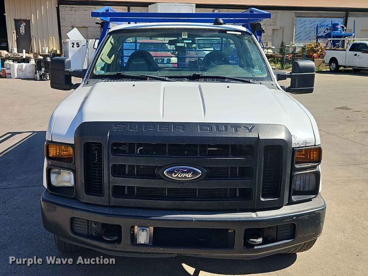 image for item EO7420 2008 Ford F350 Super Duty utility bed pickup truck
