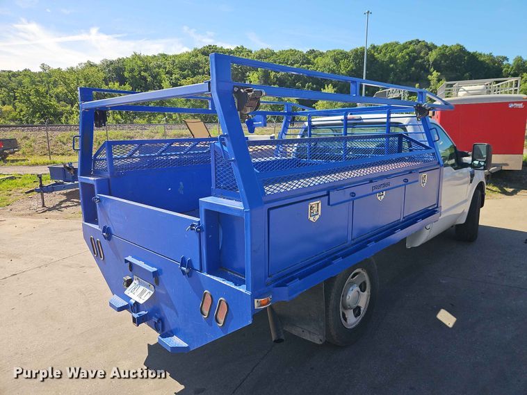 image for item EO7420 2008 Ford F350 Super Duty utility bed pickup truck