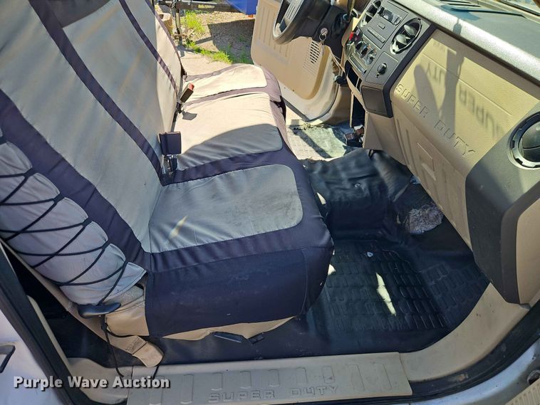 image for item EO7420 2008 Ford F350 Super Duty utility bed pickup truck