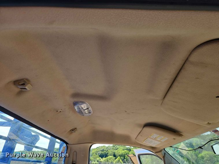 image for item EO7420 2008 Ford F350 Super Duty utility bed pickup truck
