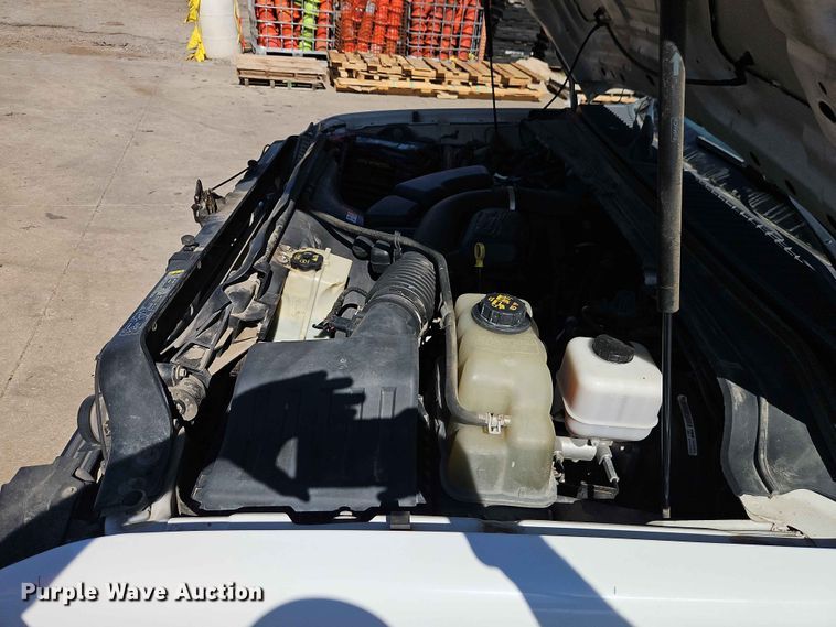 image for item EO7420 2008 Ford F350 Super Duty utility bed pickup truck