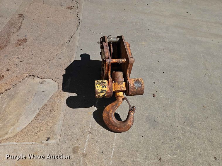 image for item EO7421 Gunnebo Johnson QRJ15S10RTB crane block