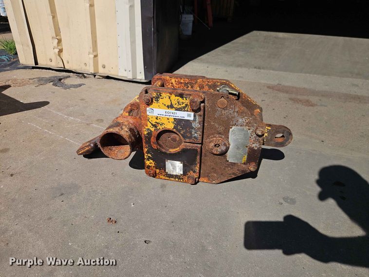 image for item EO7421 Gunnebo Johnson QRJ15S10RTB crane block