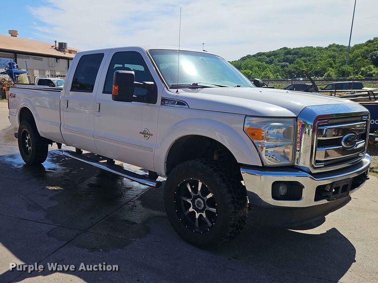 image for item EO7422 2016 Ford F350 Super Duty  Crew Cab pickup truck