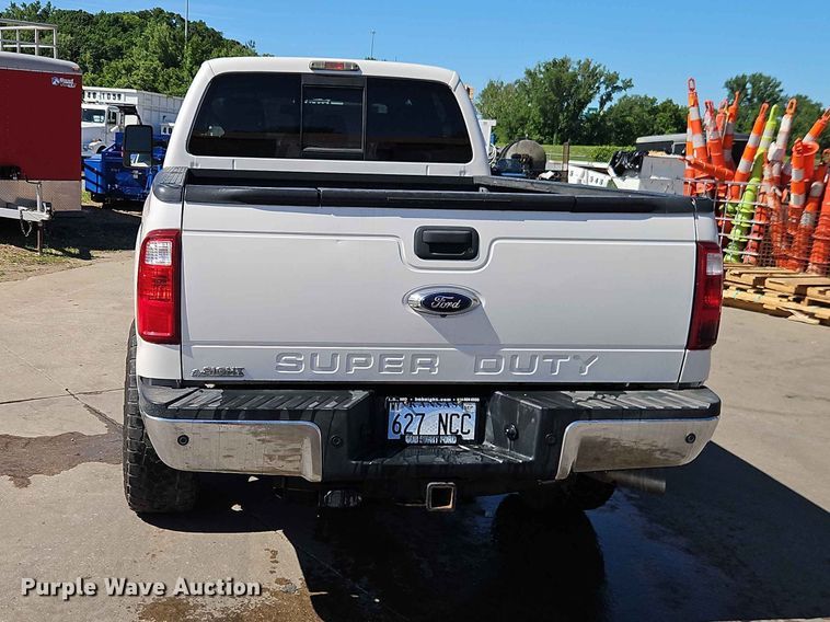 image for item EO7422 2016 Ford F350 Super Duty  Crew Cab pickup truck