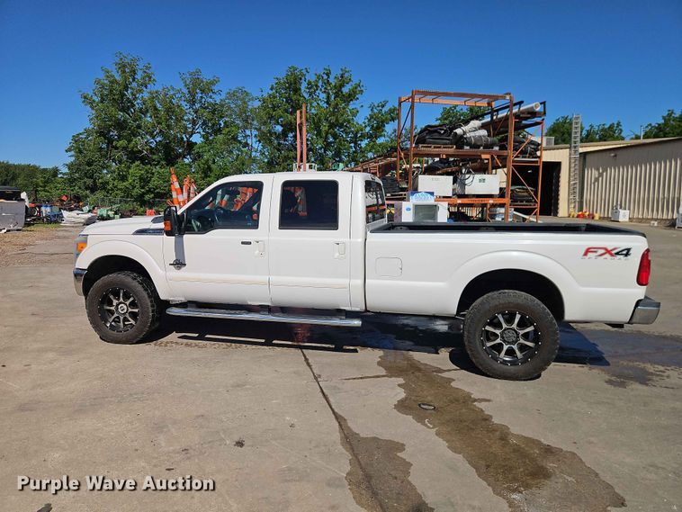 image for item EO7422 2016 Ford F350 Super Duty  Crew Cab pickup truck