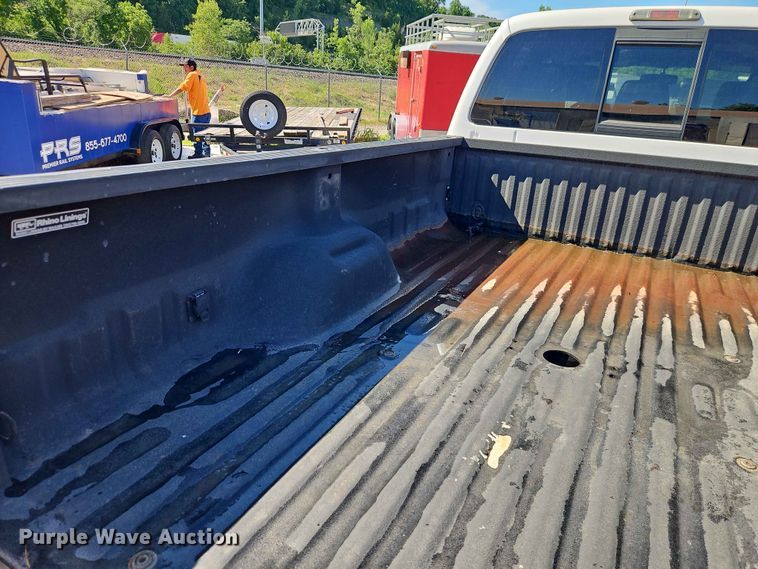 image for item EO7422 2016 Ford F350 Super Duty  Crew Cab pickup truck