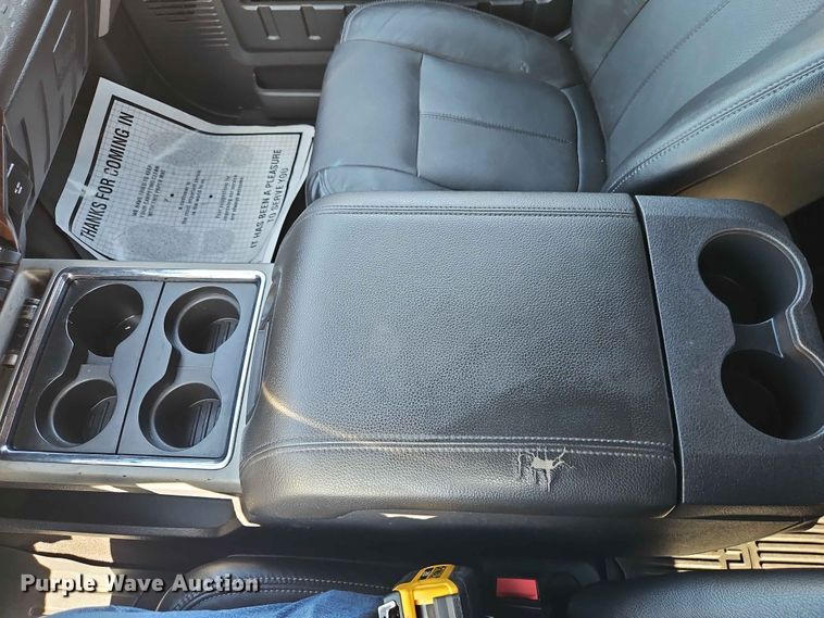 image for item EO7422 2016 Ford F350 Super Duty  Crew Cab pickup truck