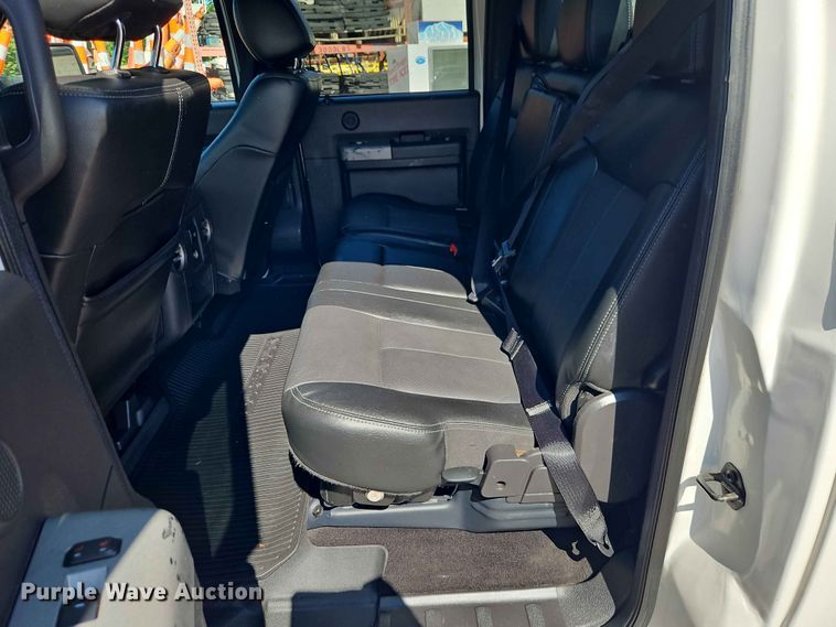 image for item EO7422 2016 Ford F350 Super Duty  Crew Cab pickup truck