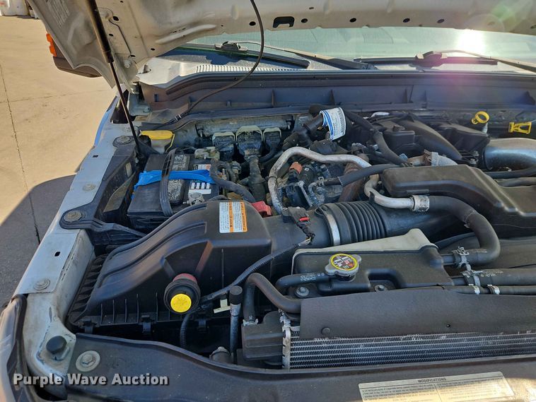 image for item EO7422 2016 Ford F350 Super Duty  Crew Cab pickup truck