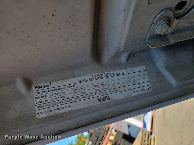 image for item EO7422 2016 Ford F350 Super Duty  Crew Cab pickup truck