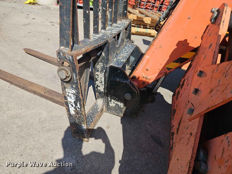 image for item EO7423 2006 JLG 1044C-54 series II telehandler