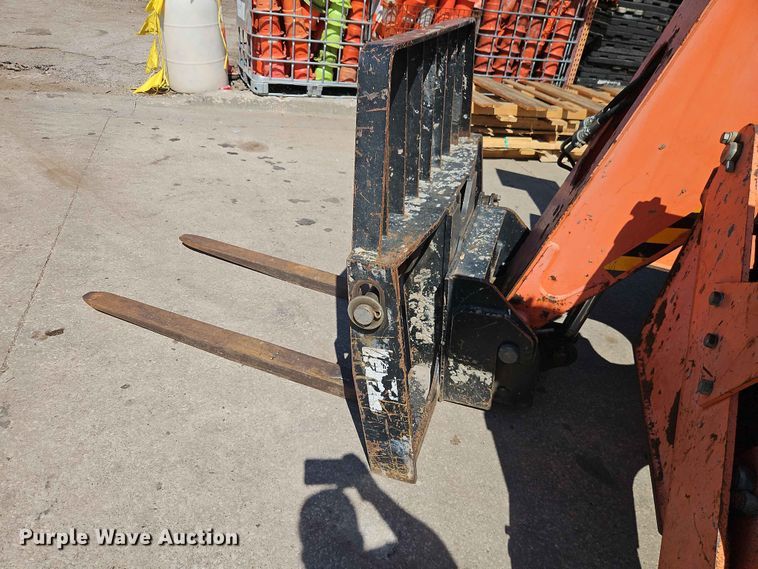 image for item EO7423 2006 JLG 1044C-54 series II telehandler