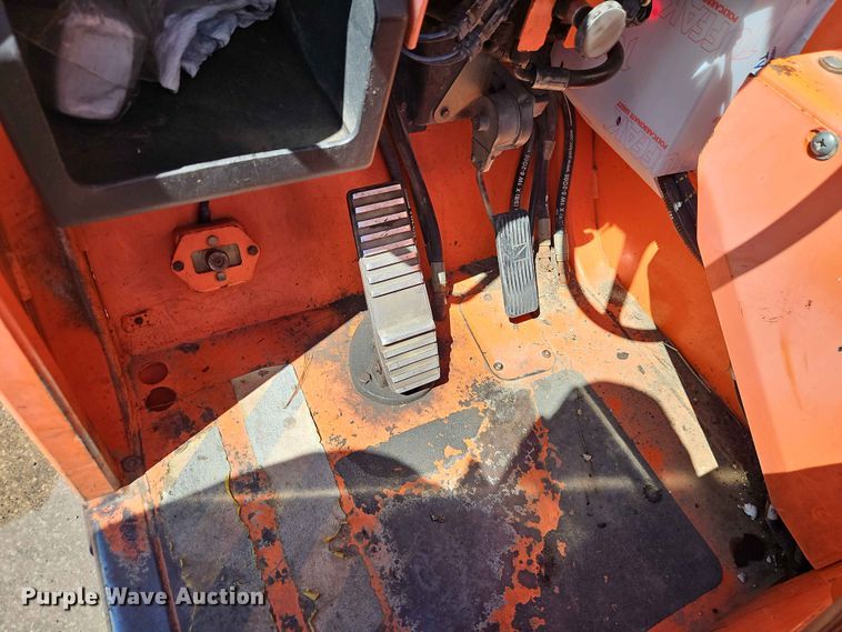 image for item EO7423 2006 JLG 1044C-54 series II telehandler