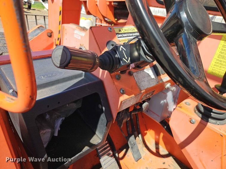 image for item EO7423 2006 JLG 1044C-54 series II telehandler