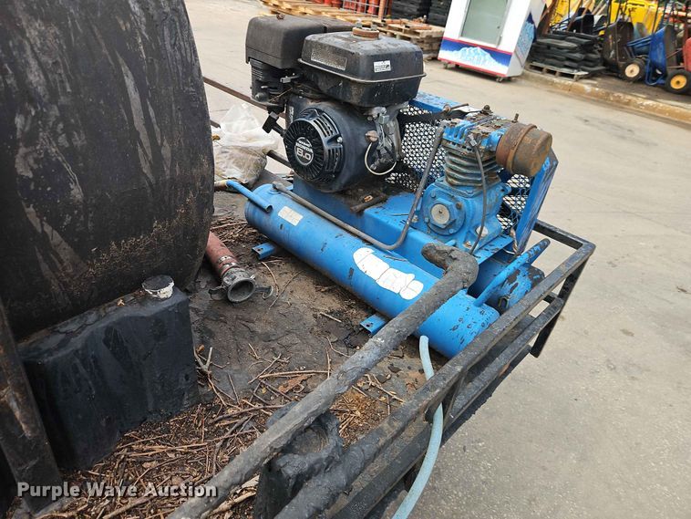 image for item EO7425 Equipt Manufacturing seal coat trailer