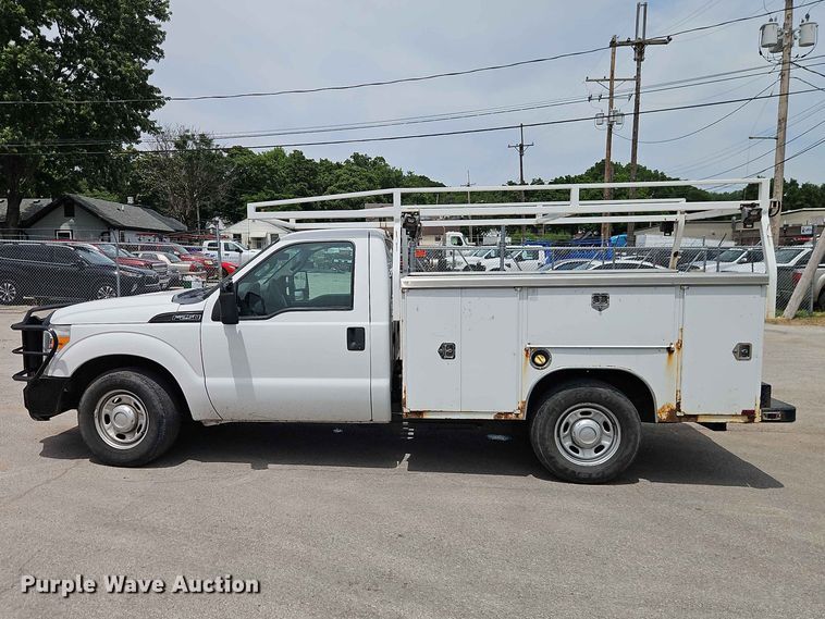 image for item EO7429 2012 Ford F250 Super Duty utility bed pickup truck