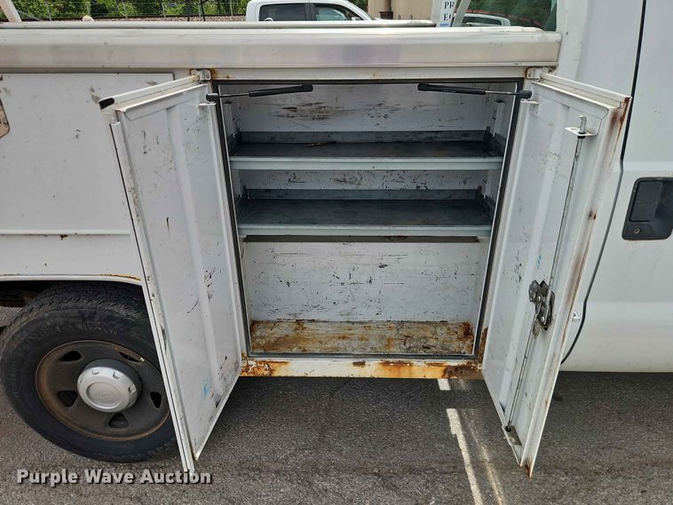 image for item EO7429 2012 Ford F250 Super Duty utility bed pickup truck