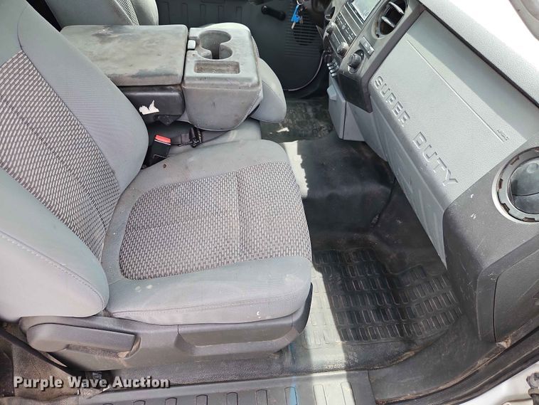 image for item EO7429 2012 Ford F250 Super Duty utility bed pickup truck